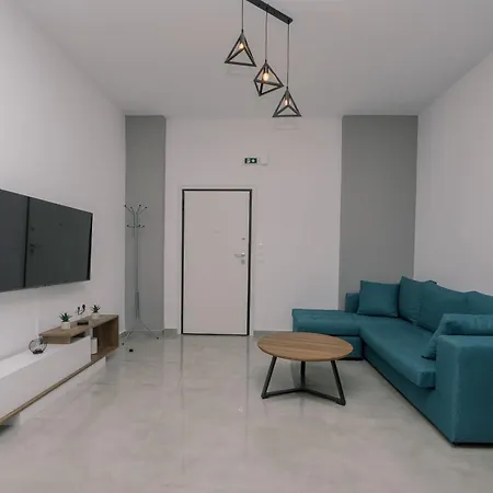 La Terra Nostra Corinth