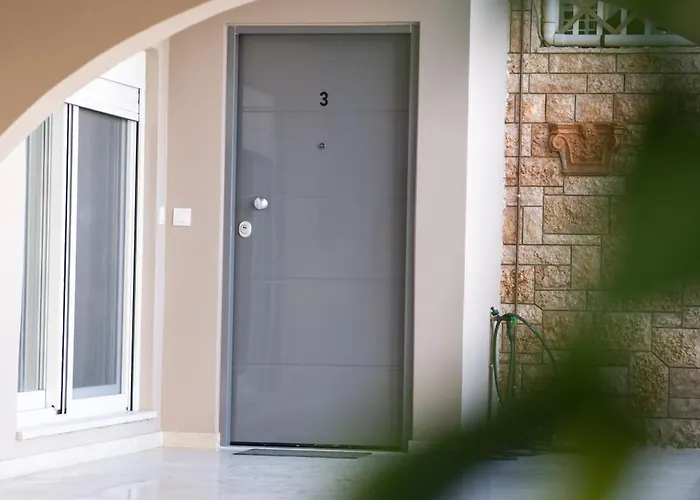 La Terra Nostra Corinth